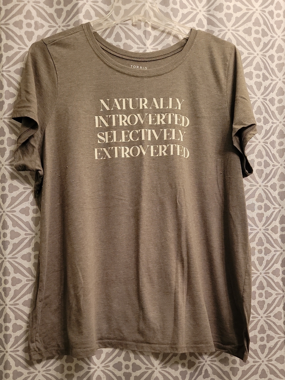 torrid olive green short sleeve tee with cream text